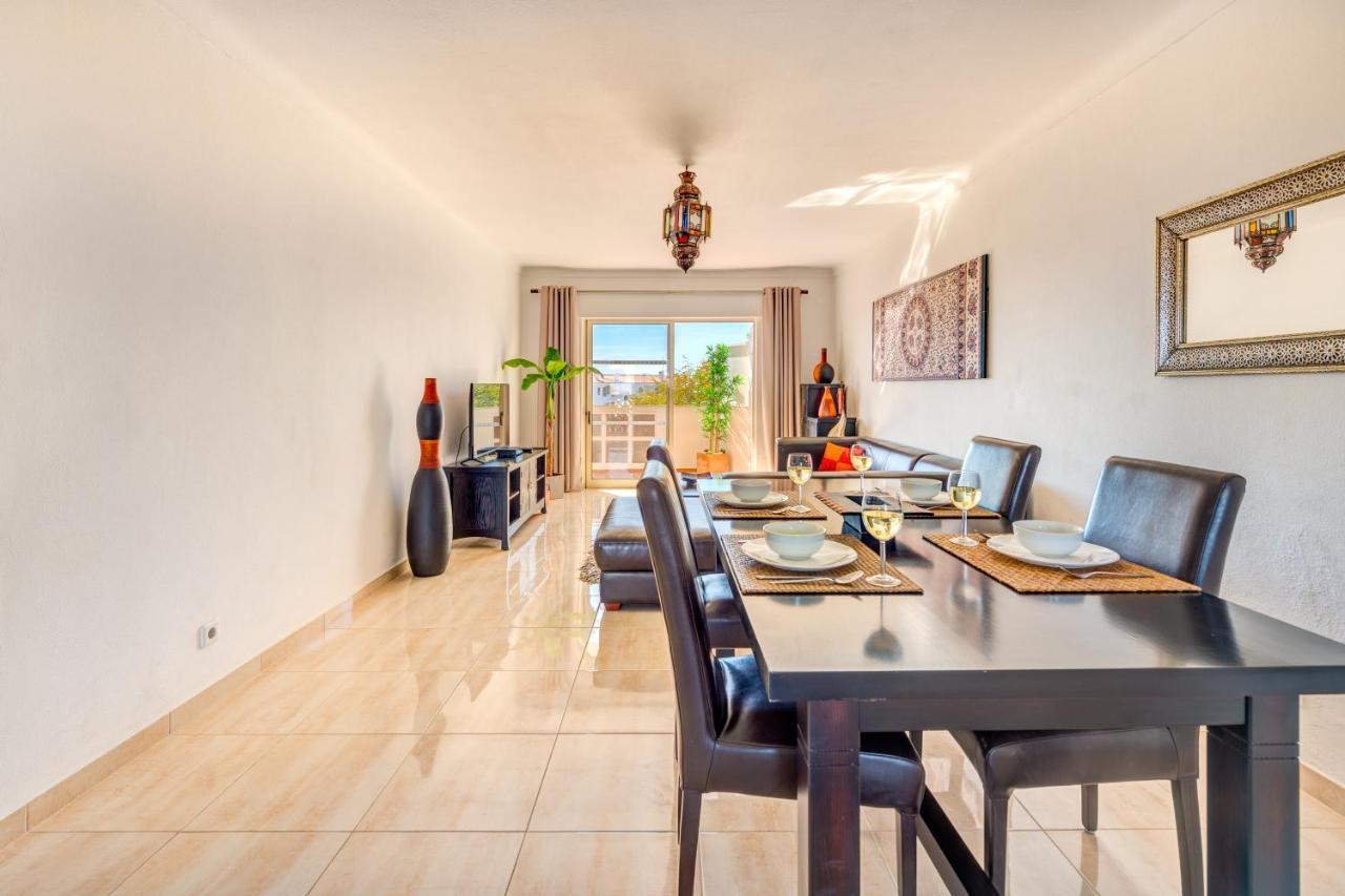 Algarsun - Idealy Situated Holiday Apartment With All Modern Comfort Albufeira Bagian luar foto